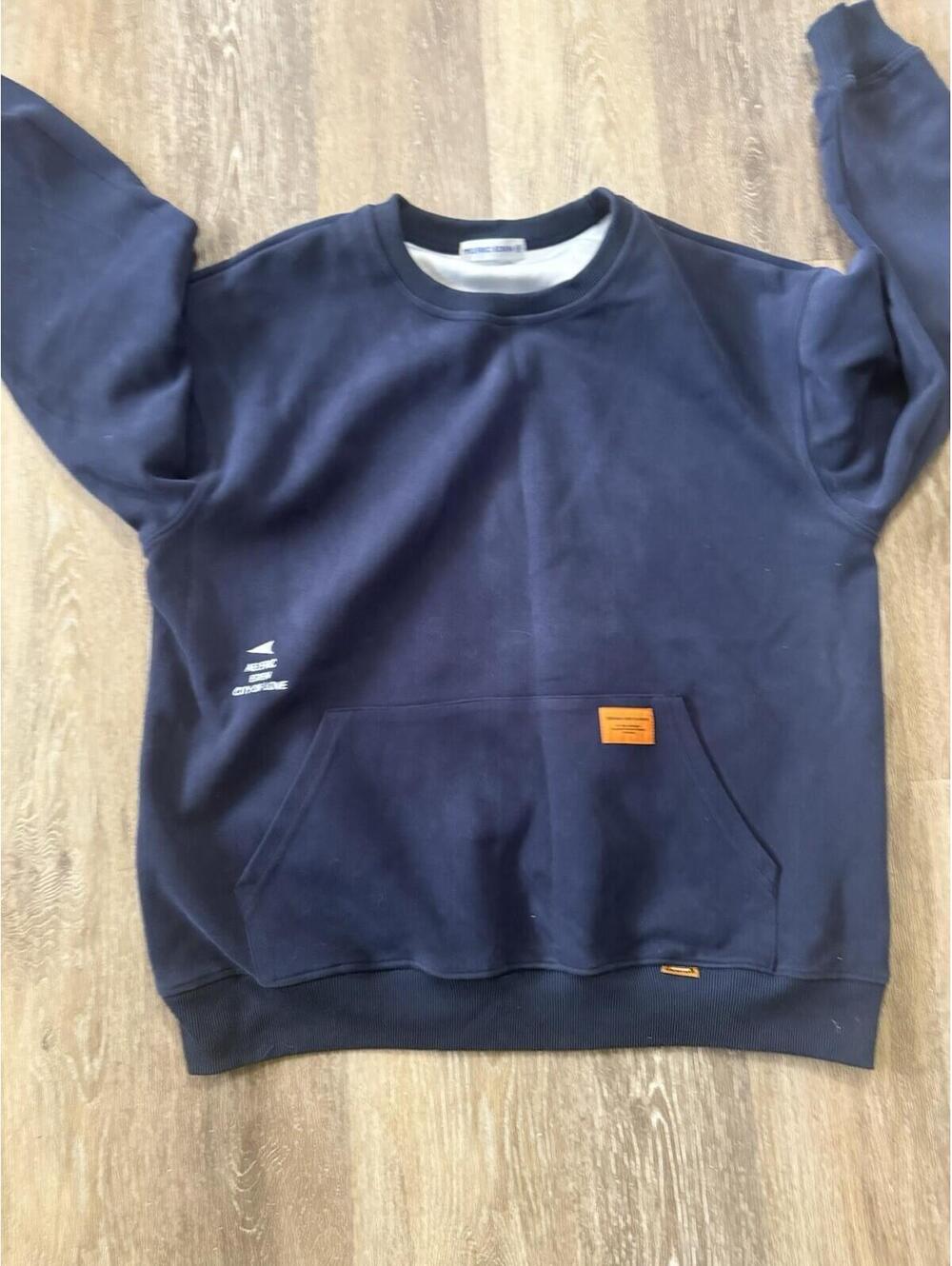Aelfric Eden Oversized Sweatshirt size Med